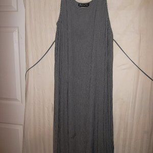 BEAUTIFUL CASUAL "ALL THAT JAZZ" DRESS . 50" TALL